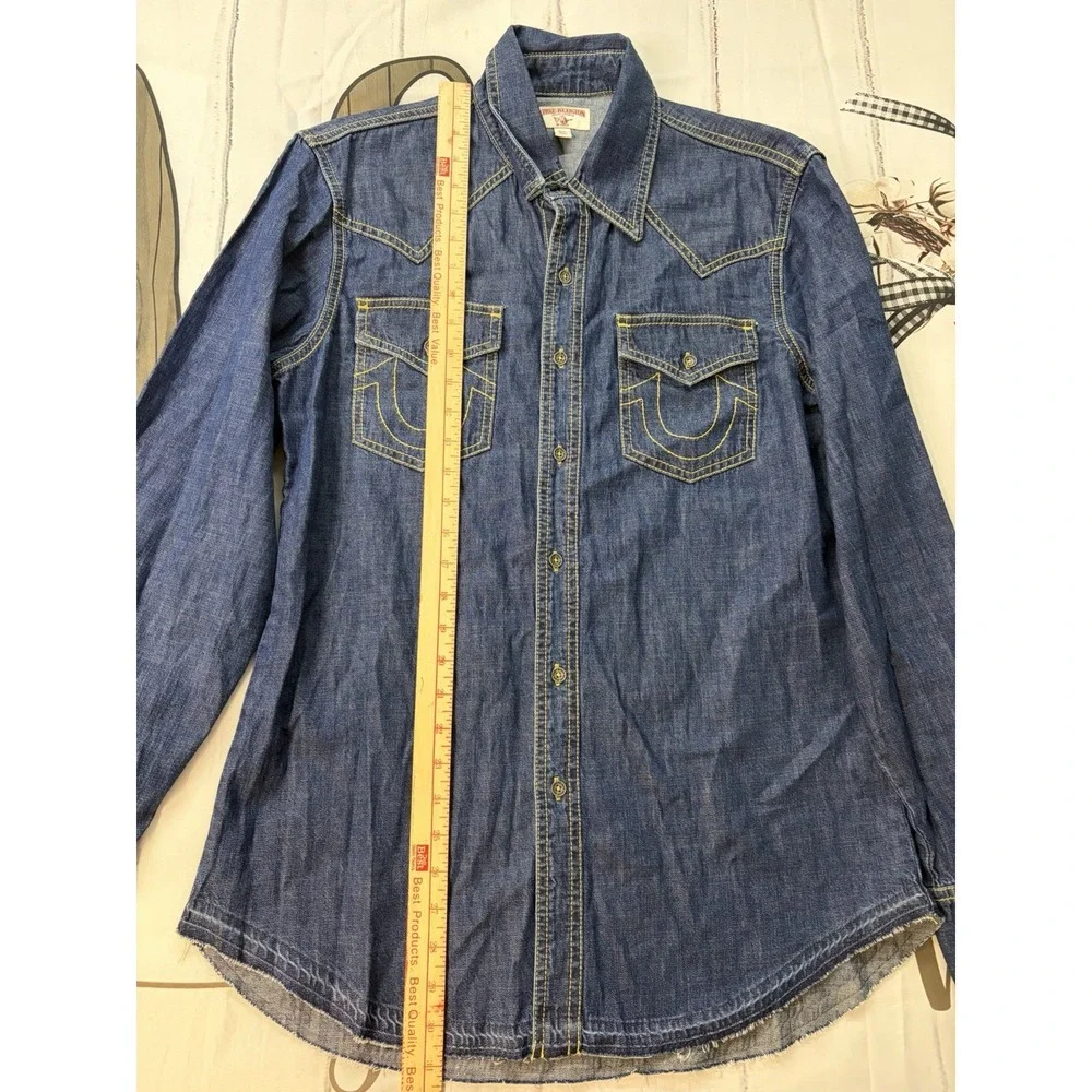 True Religion Mens Dark Wash Denim Western Shirt Pearl Snap Horseshoe Stitching